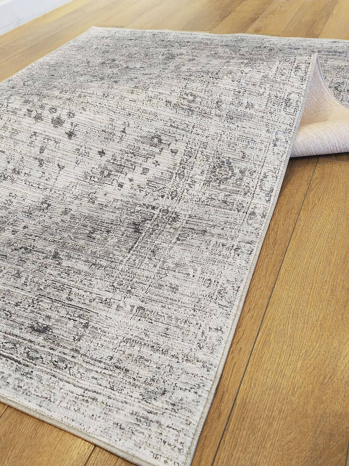 Etnik Desen Baskılı Vintage Eskitme Görünümlü Yıkanabilir Halı Gri - 4